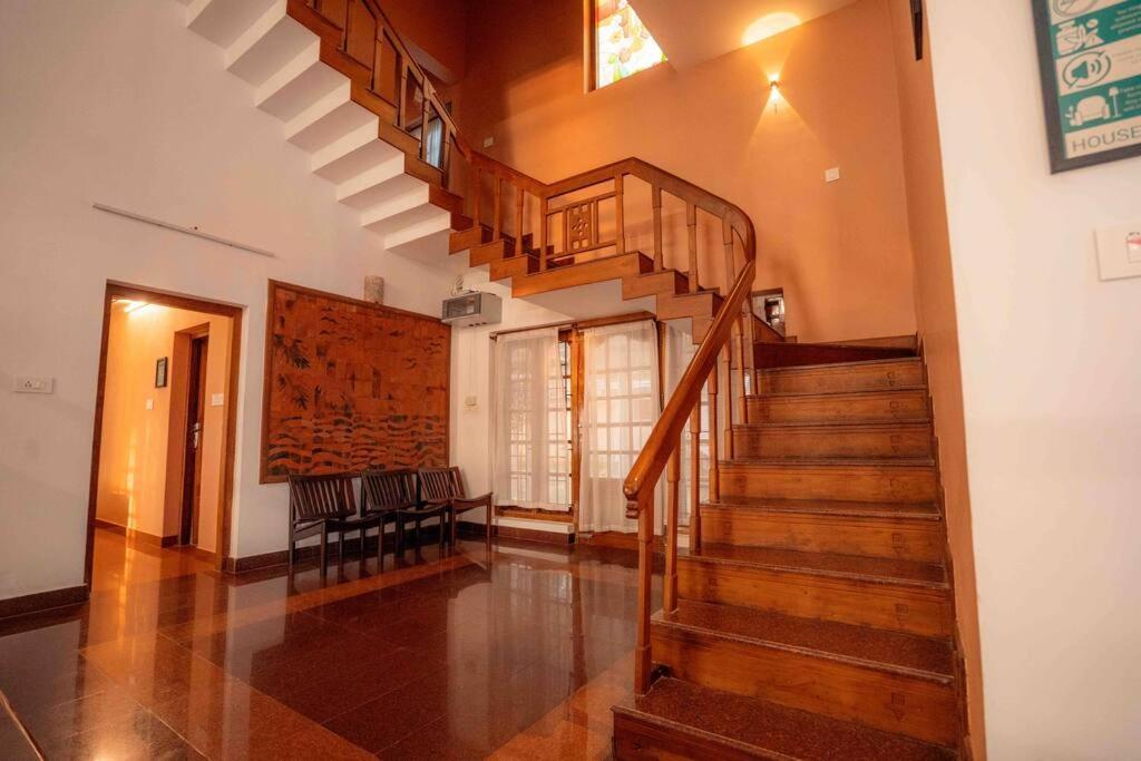 Baywatch By Grha - A Picturesque Beachfront Villa Kozhikode Exterior photo